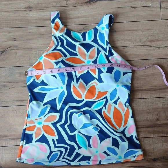 Women's Skechers Floral Patterned 2 Pc Tankini Set Swimwear. Size M - Picture 15 of 17